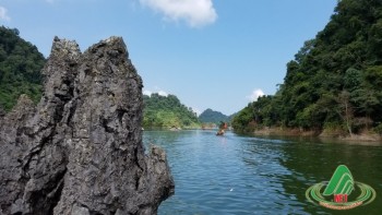 Tà Phình, một Tràng An thu nhỏ giữa lòng Mộc Châu