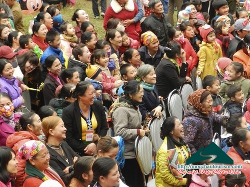 Niềm vui trong ngày Hết Chá