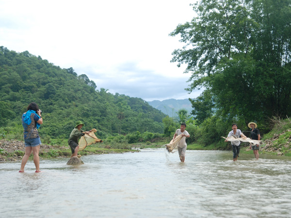 quăng chài ở mộc châu