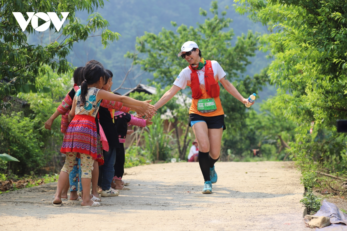 marathon mộc châu